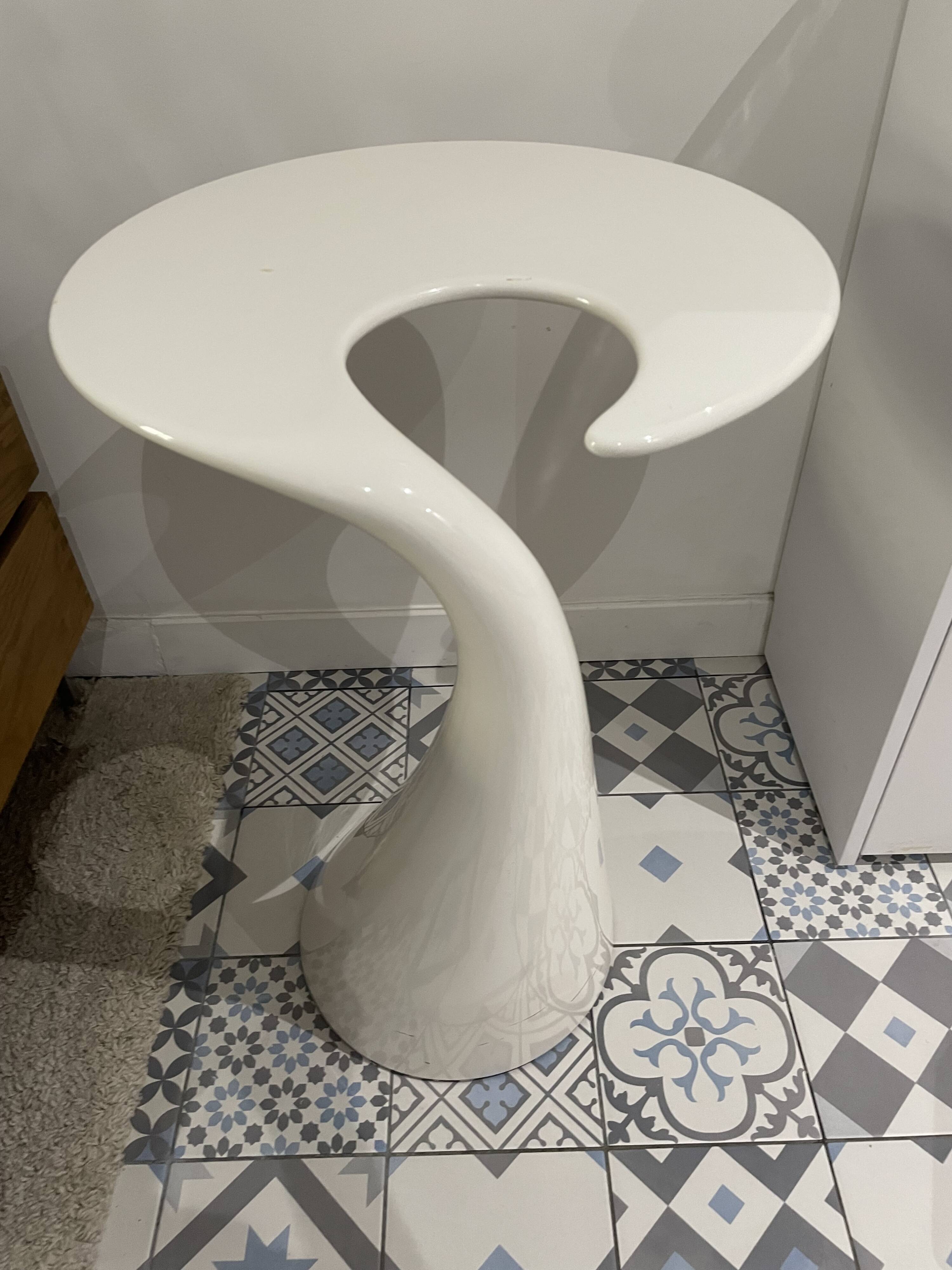 70s pedestal table