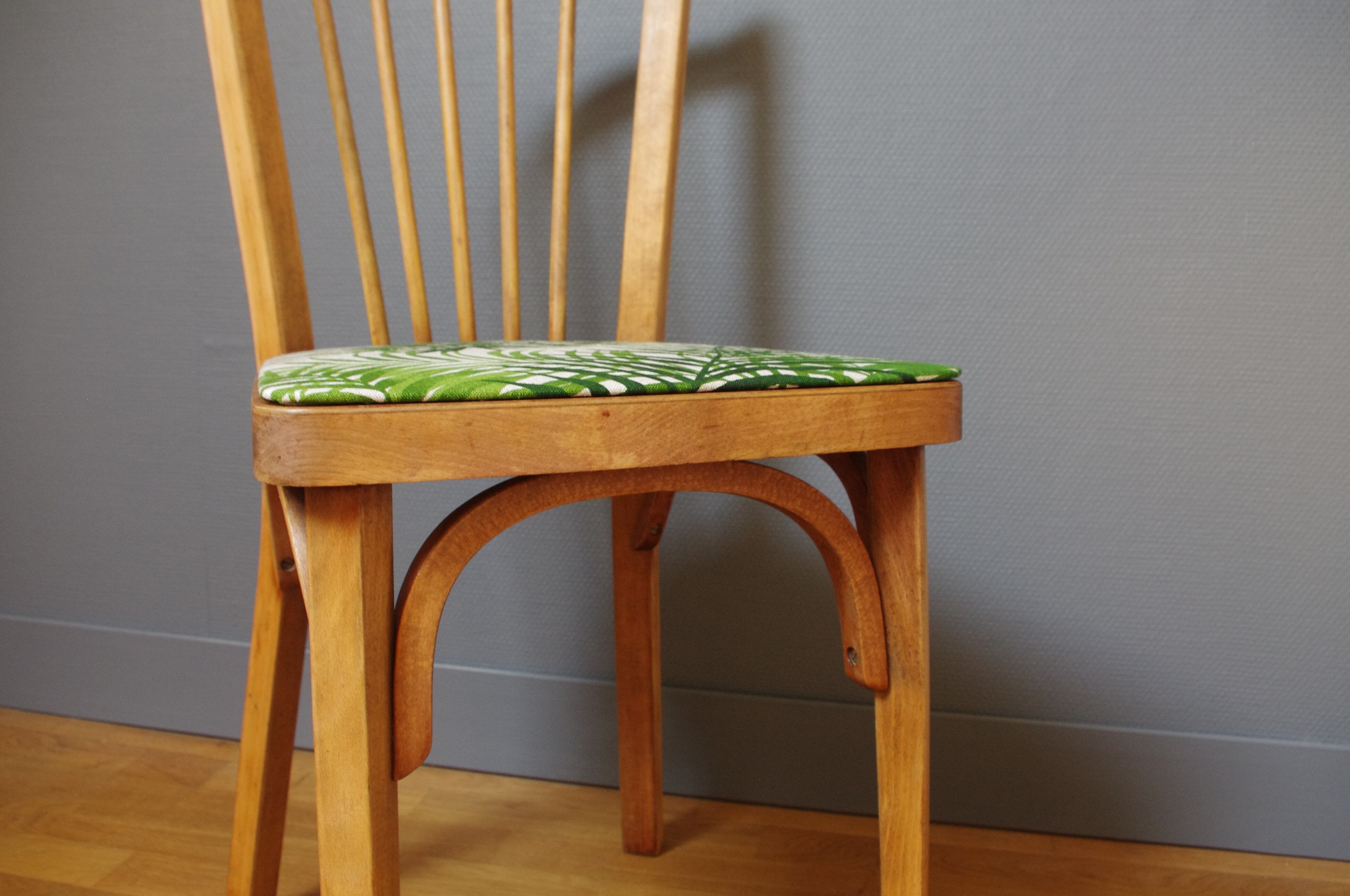 Chaise bistrot Baumann N°12 relookée