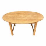 Oval farmhouse table