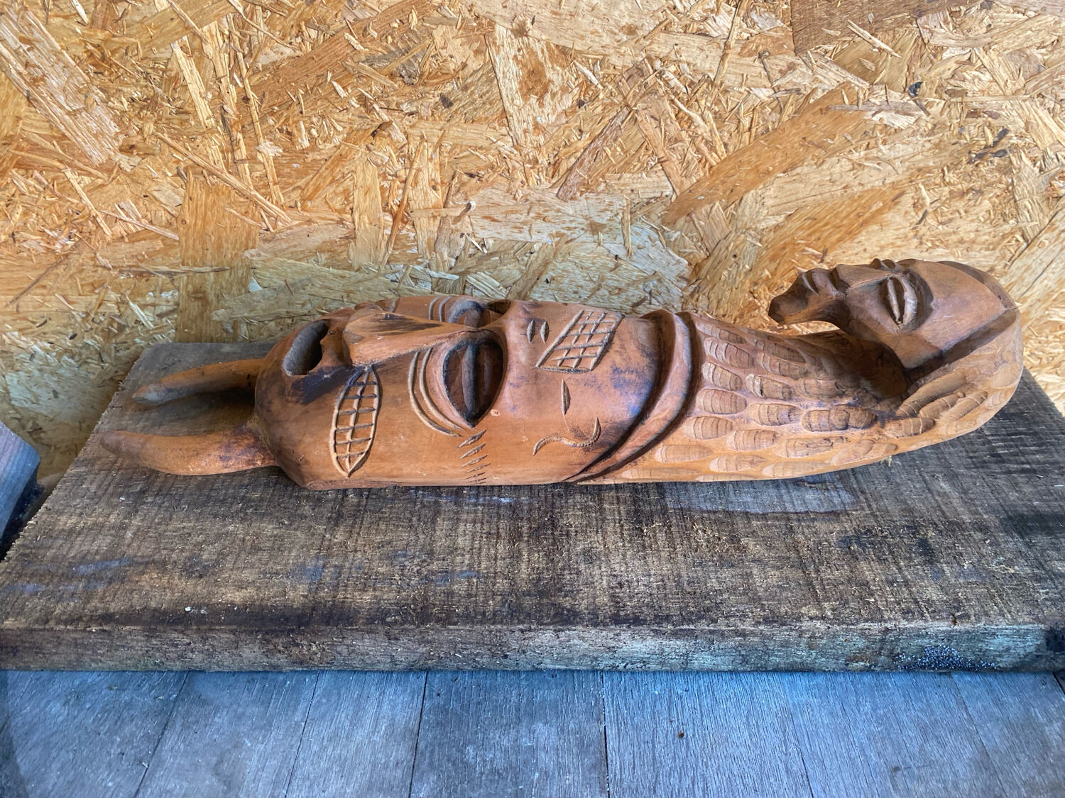 Sculpture African Mask Handcrafted Carved Wood Vintage #D882