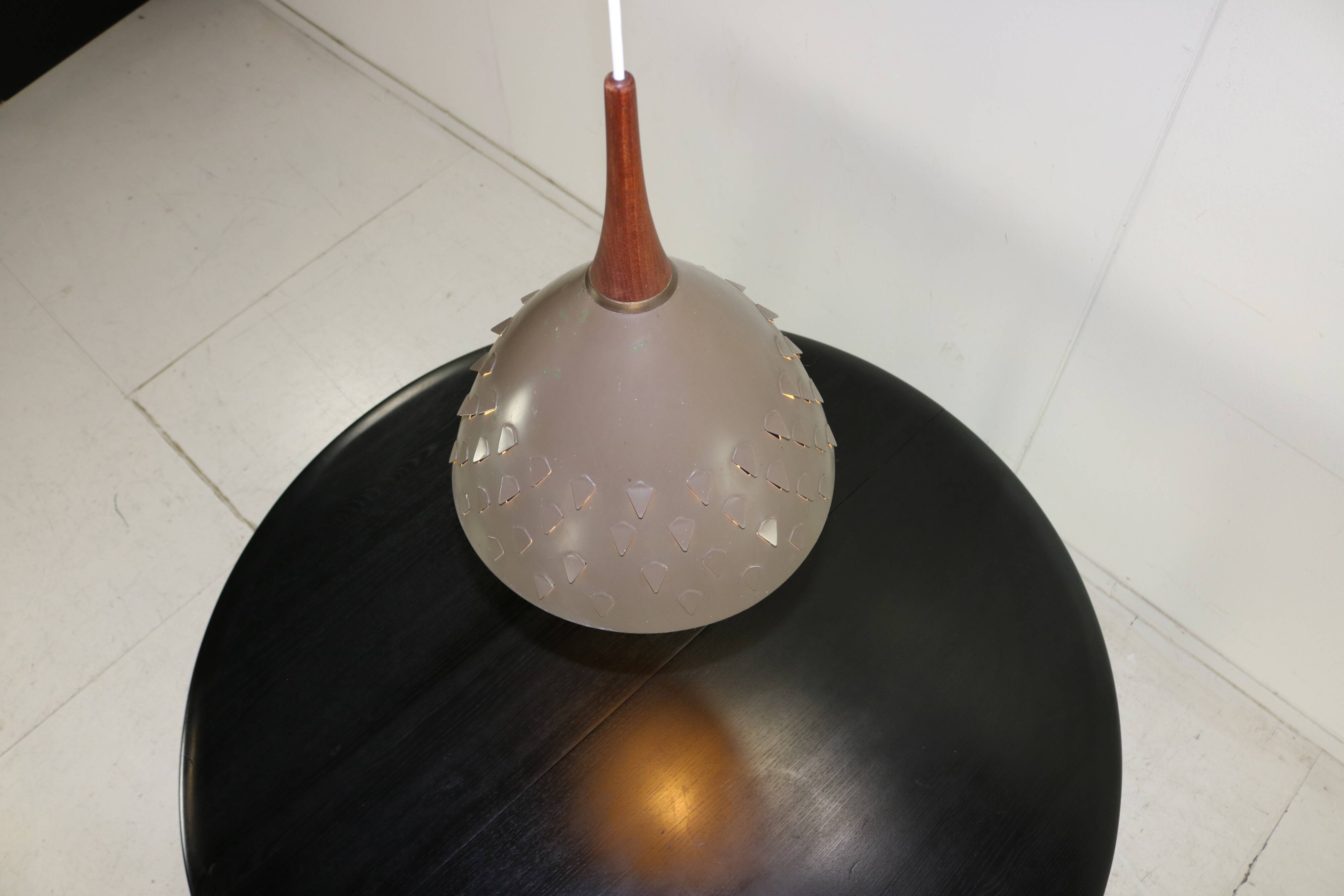 Special Philips pendant lighting