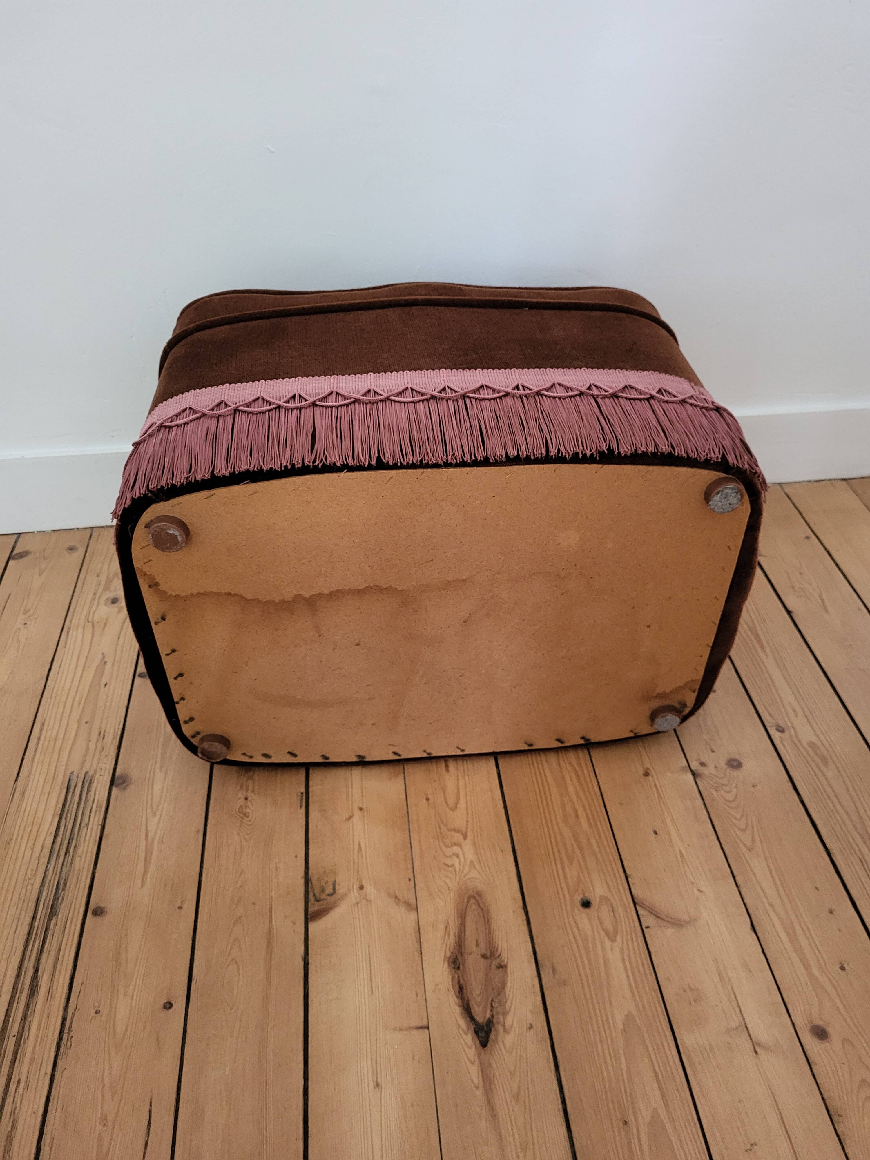 Burgundy velvet pouf