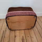 Pouf en velours bordeaux