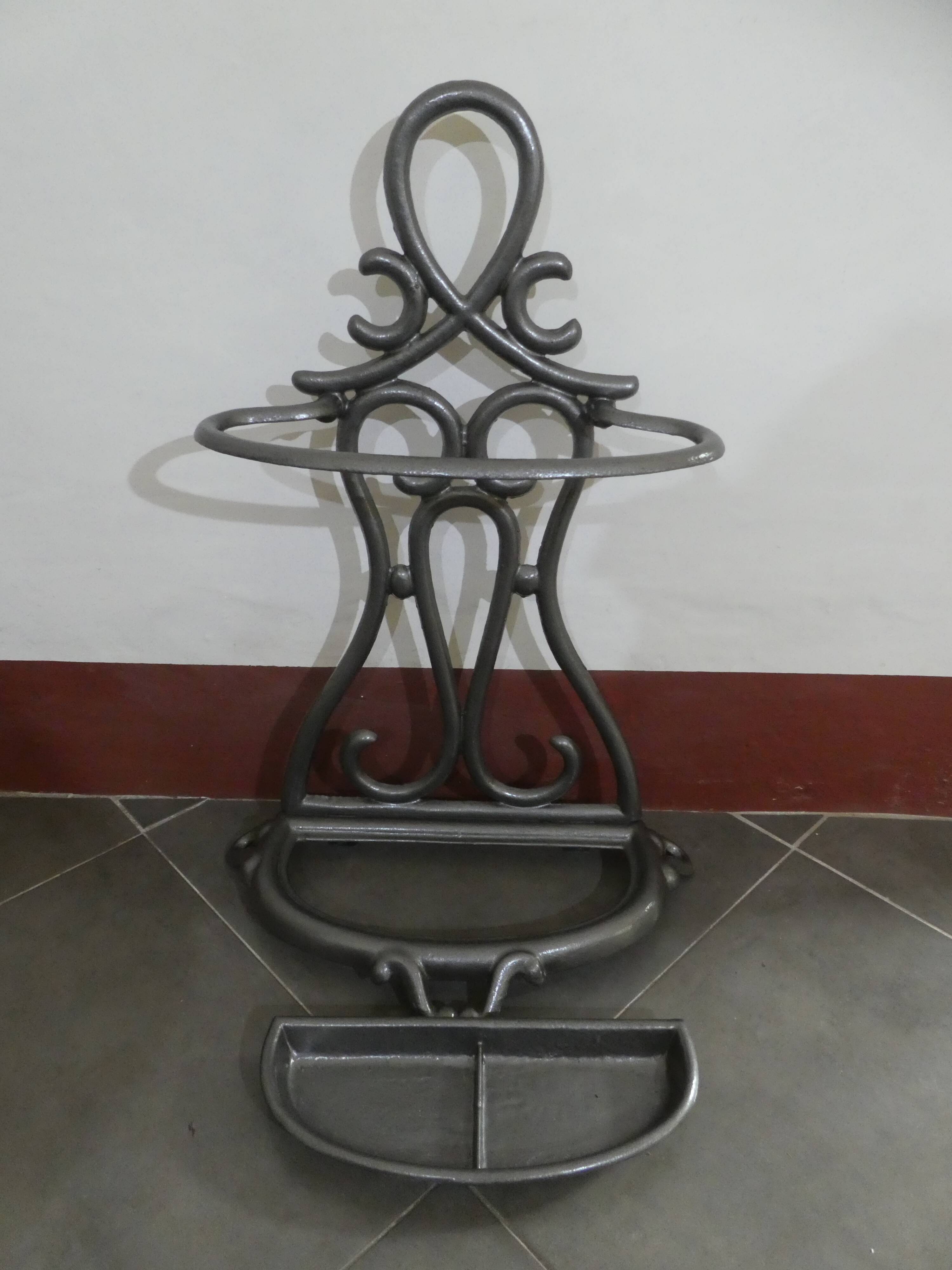 Art deco umbrella holder