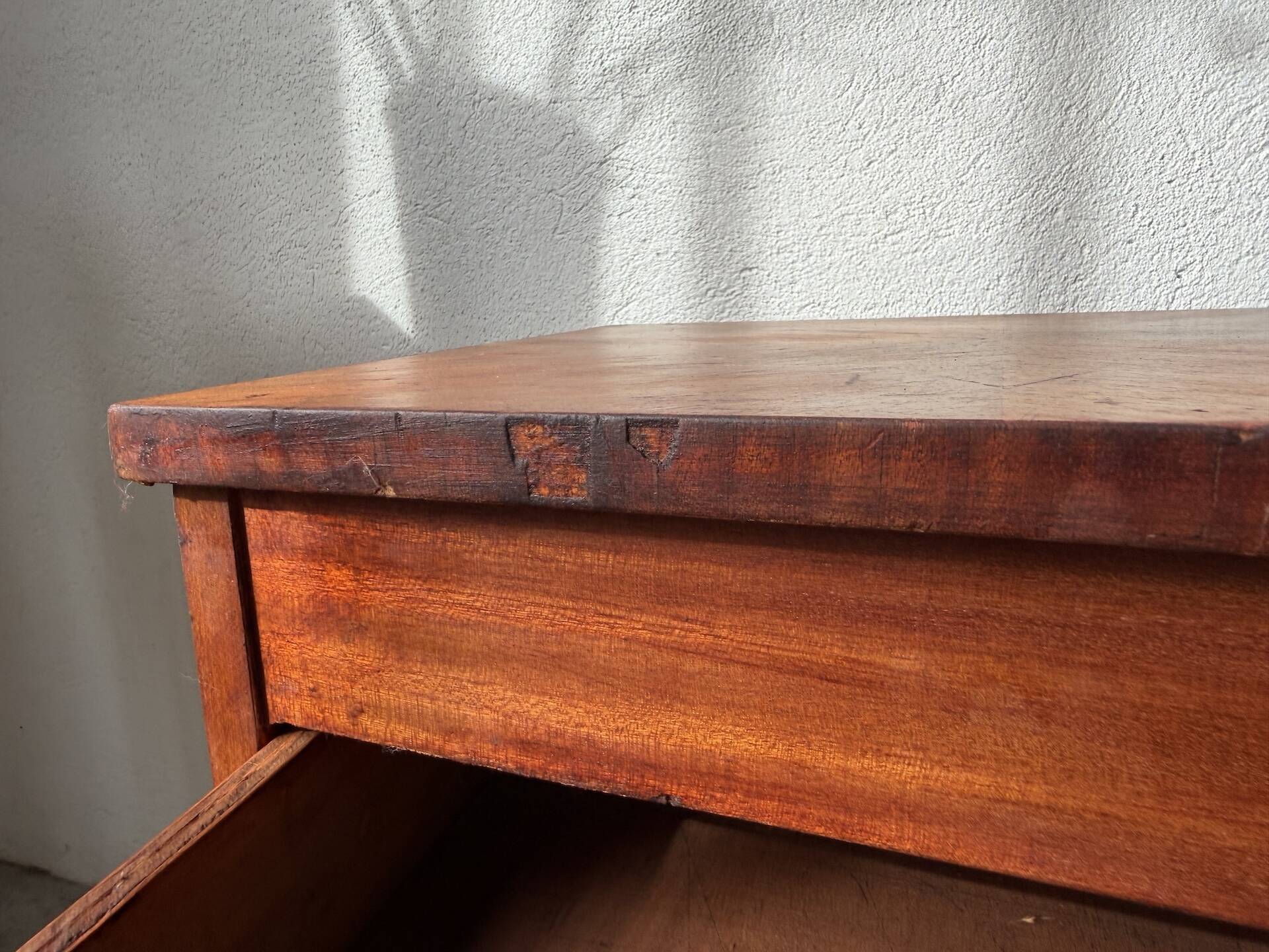 Small side table / Bedside table