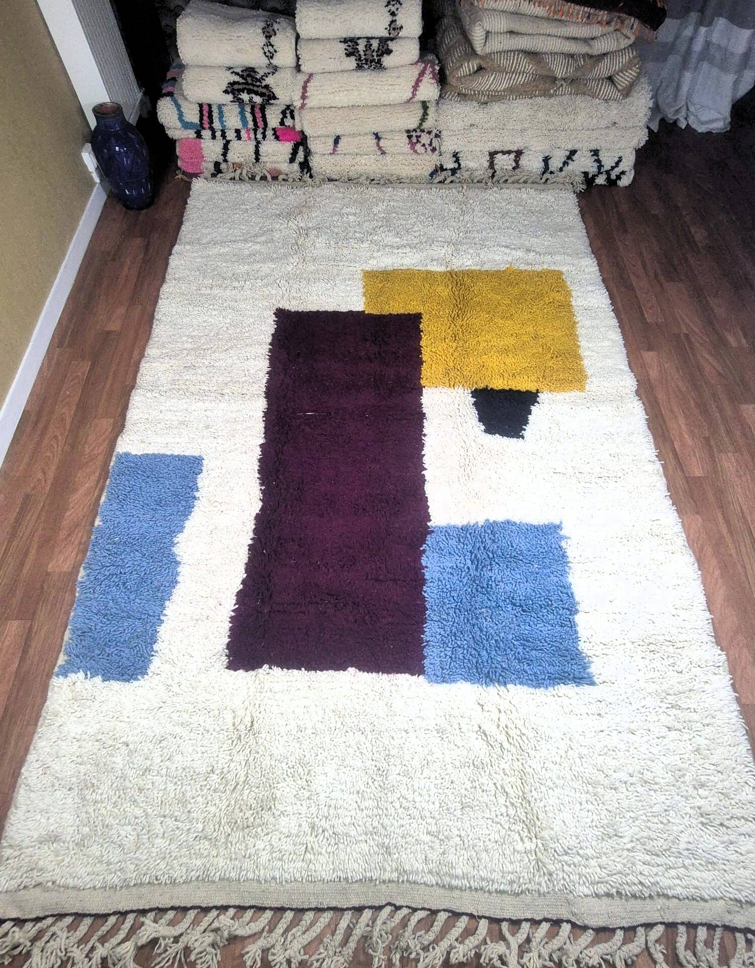 Magnificent authentic Berber rug – unique piece. Ideal Christmas gift.
