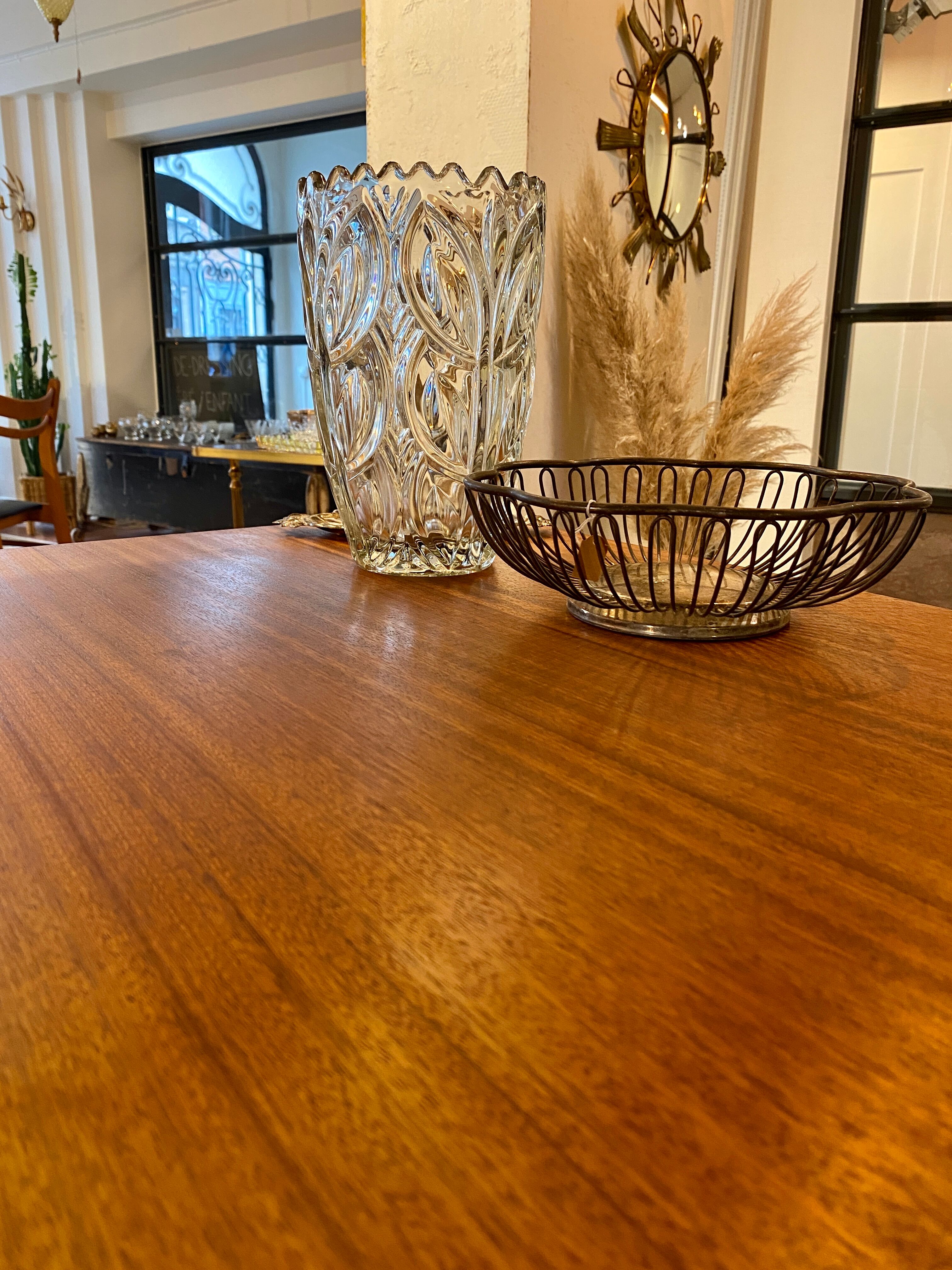 Scandinavian office 1960 two sides