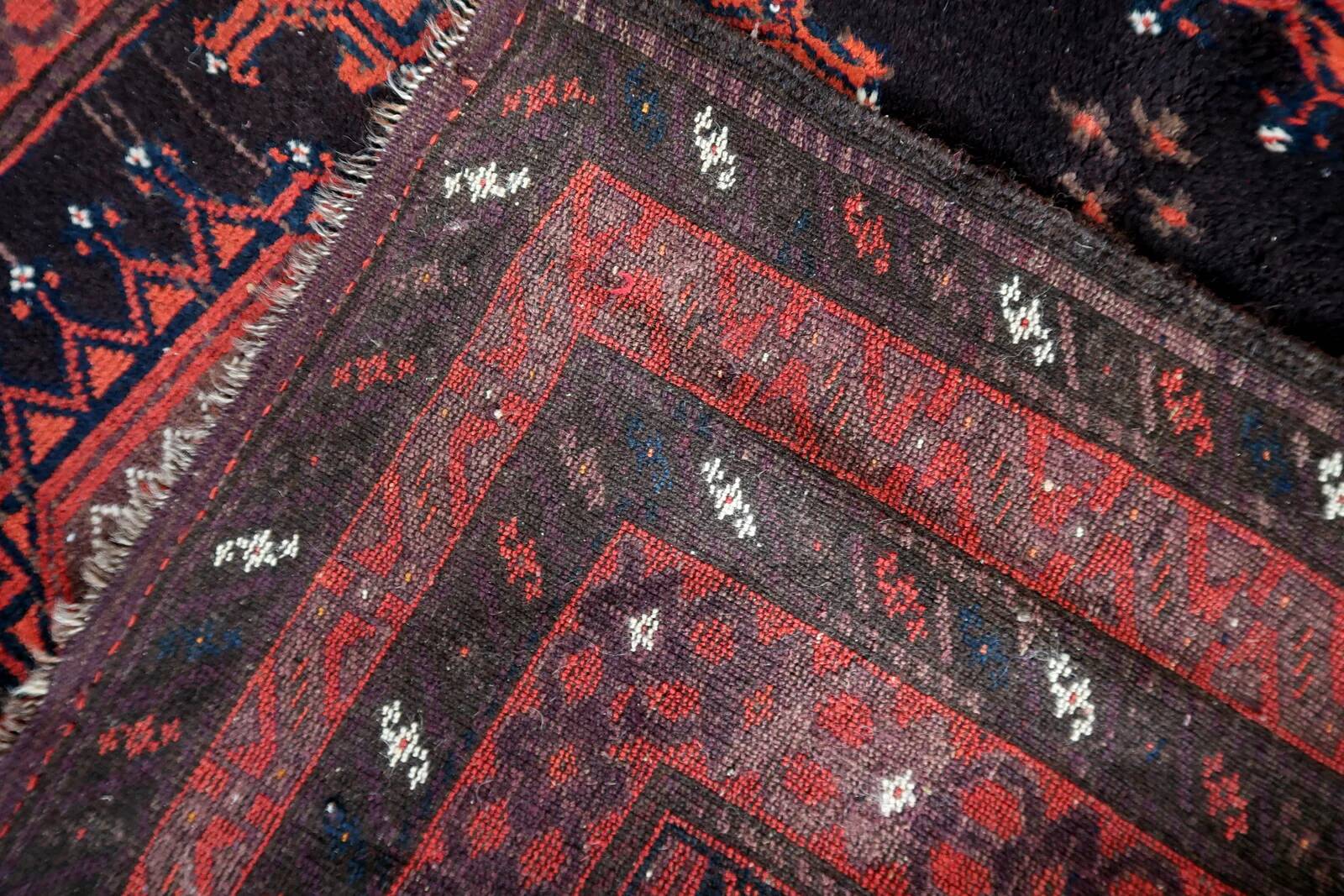 Tapis baloutche afghan ancien noué à la main 116 cm x 210 cm - rouge et marron (1C1195)