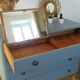 Commode vintage année 50 avec miroir rabattable
