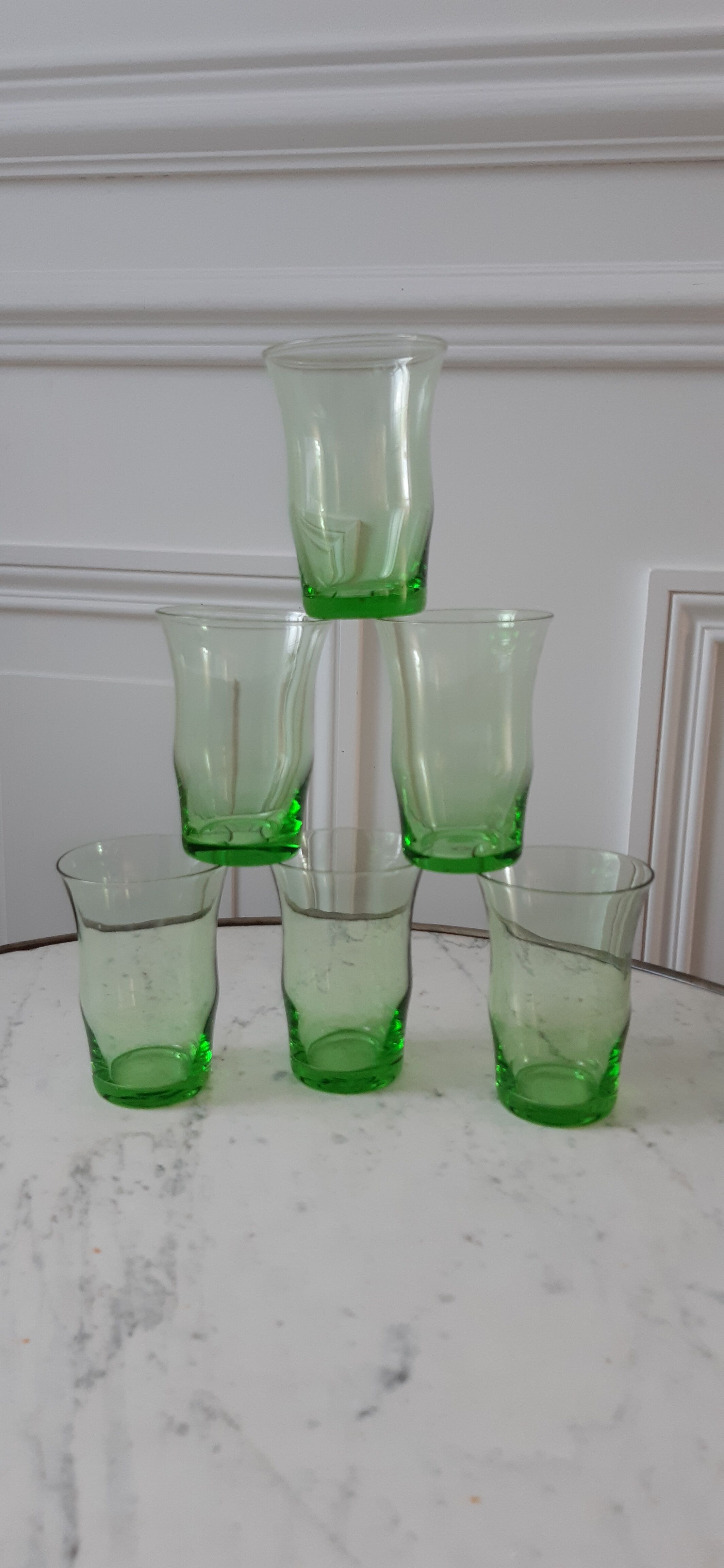 Lot de 6 verres à eau verts années 70