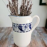 Ancien broc de toilette en faïence