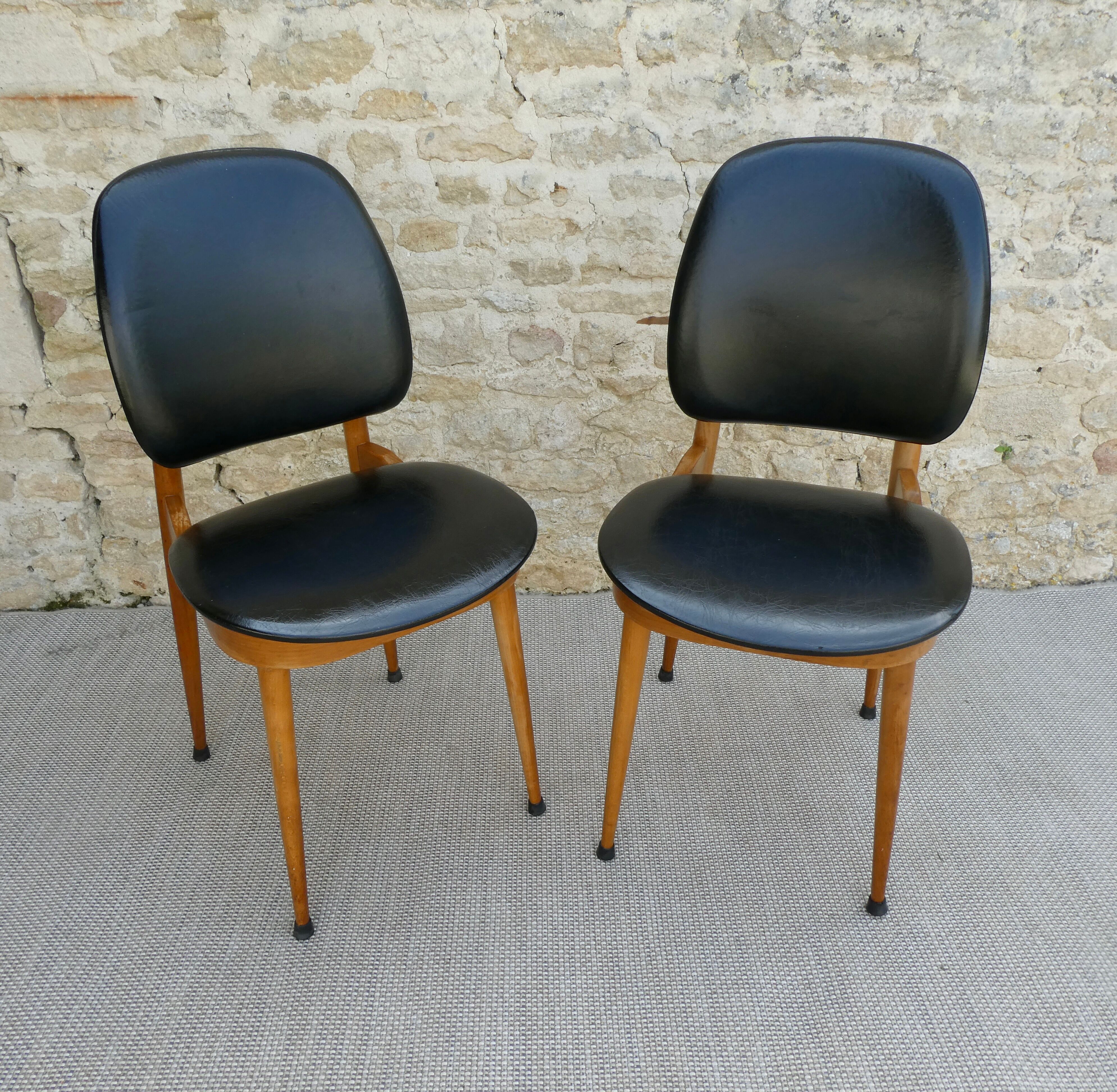 Paire de chaises Baumann, modèle Pégase