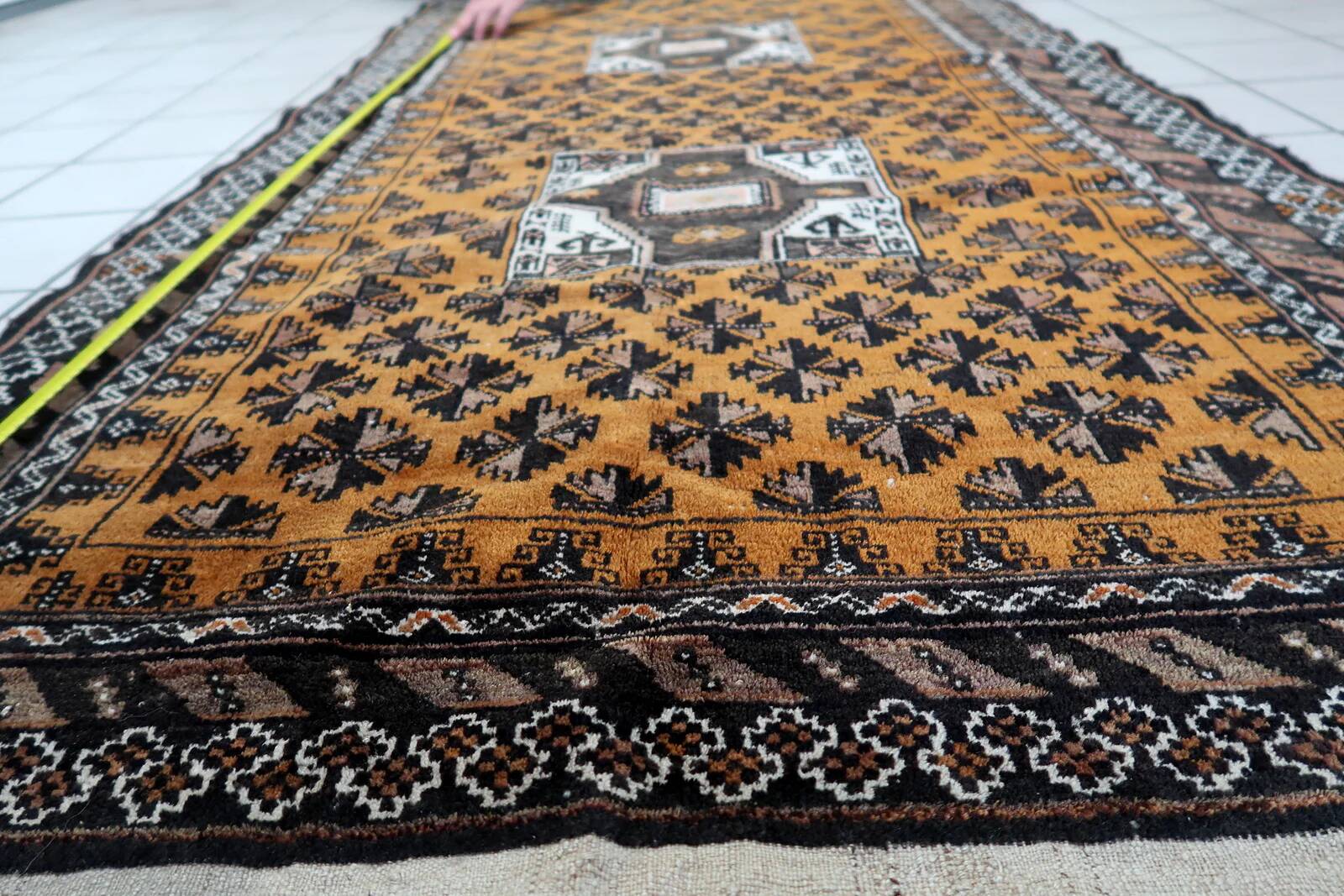 Handmade antique Afghan Baluch rug 107cm x 189cm, 1920s