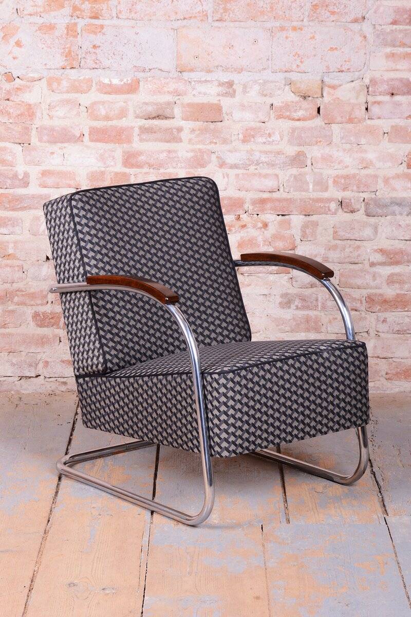 Bauhaus Armchairs in Beech and Chrome from Mücke-Melder, Czech, 1930s, Set of 2