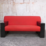 Artifort model 750 - Sandwich sofa - Red Kvadrat