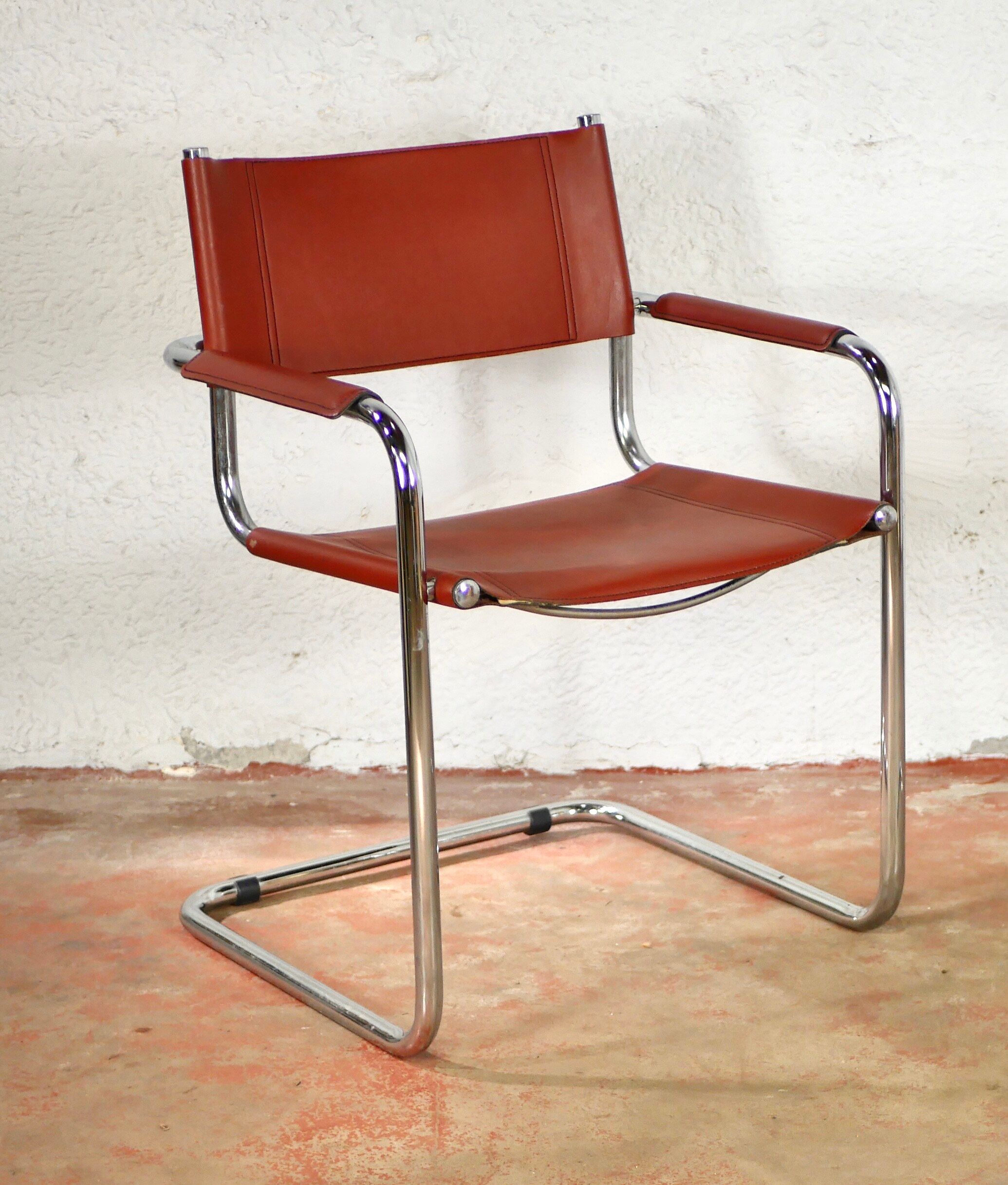 3 Cantilever armchairs 1970V