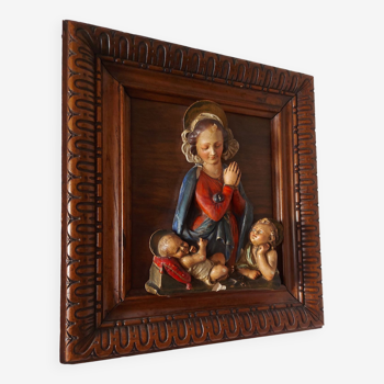 Painting, low relief in polychrome plaster, virgin mary, child jesus on wooden frame