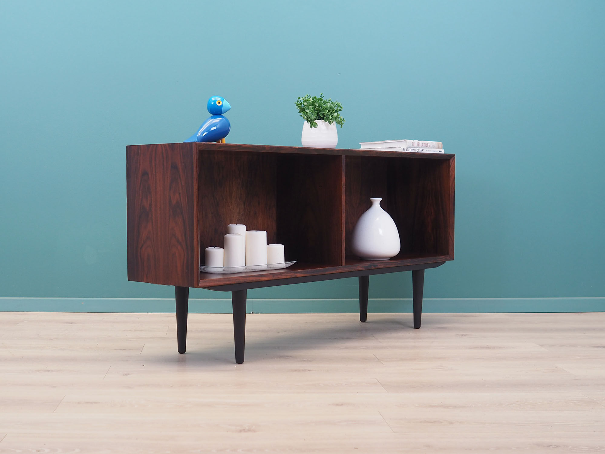 Rosewood bookcase, Danish design, 1970s, manufactured by Brouer Møbelfabrik