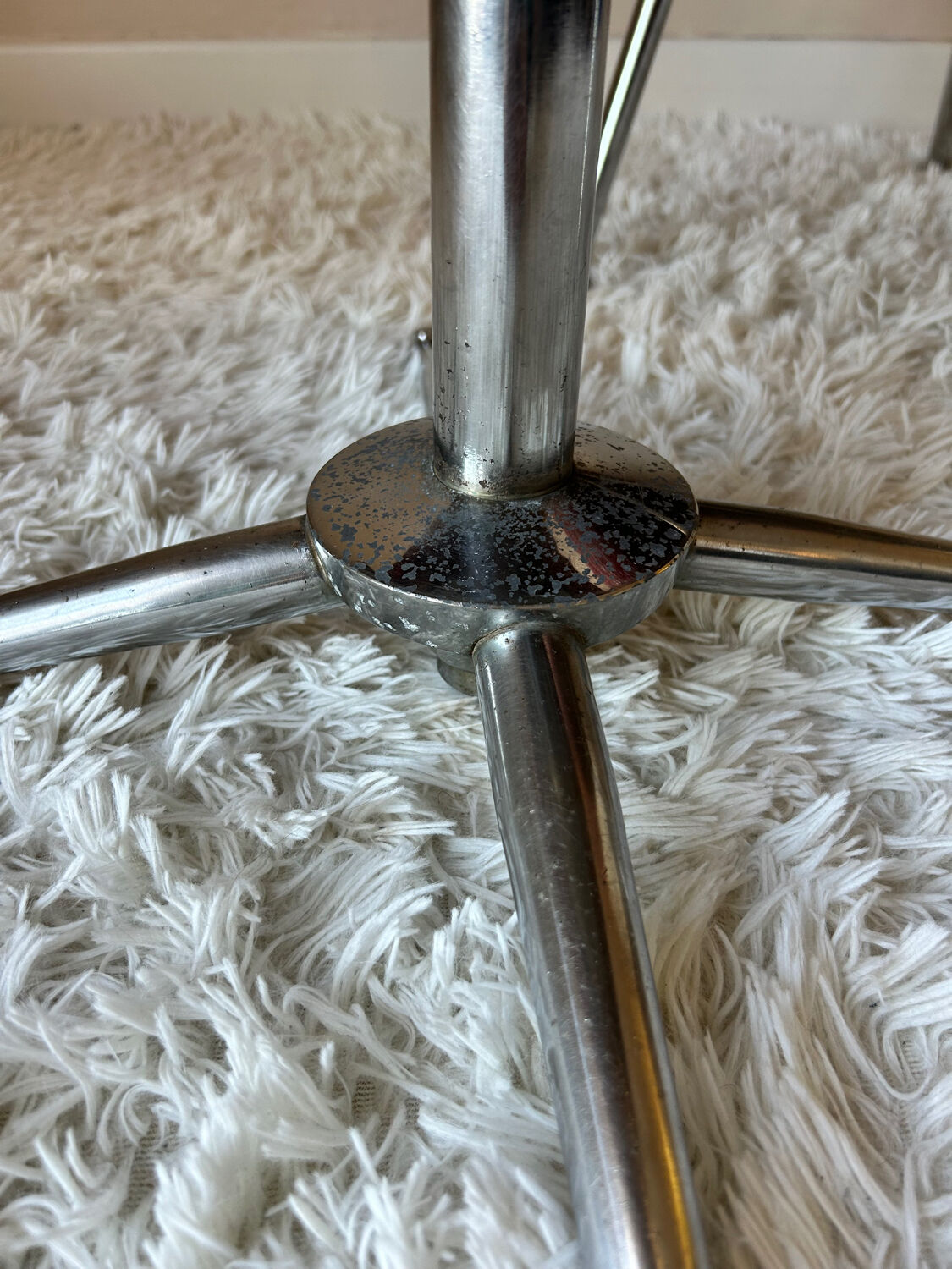 Knoll chair and footrest 1960s