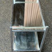 Vintage rolling bar from the 1970s in chrome metal and mirror.