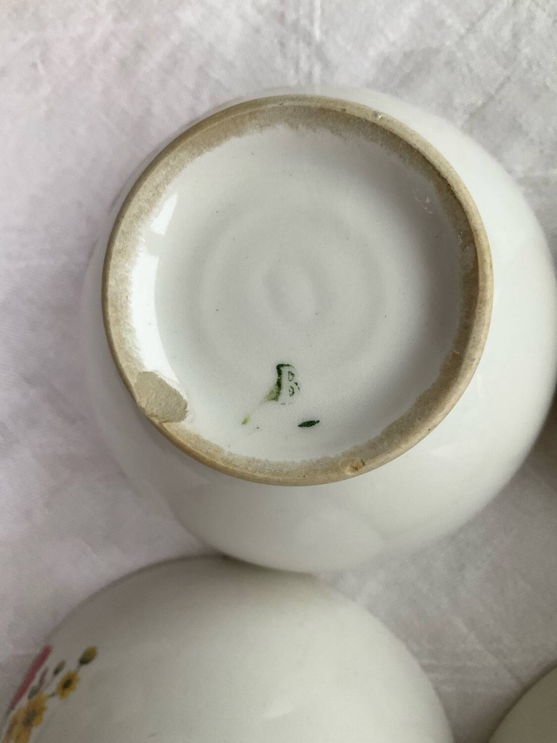 11 small Boch bowls (Belgium)