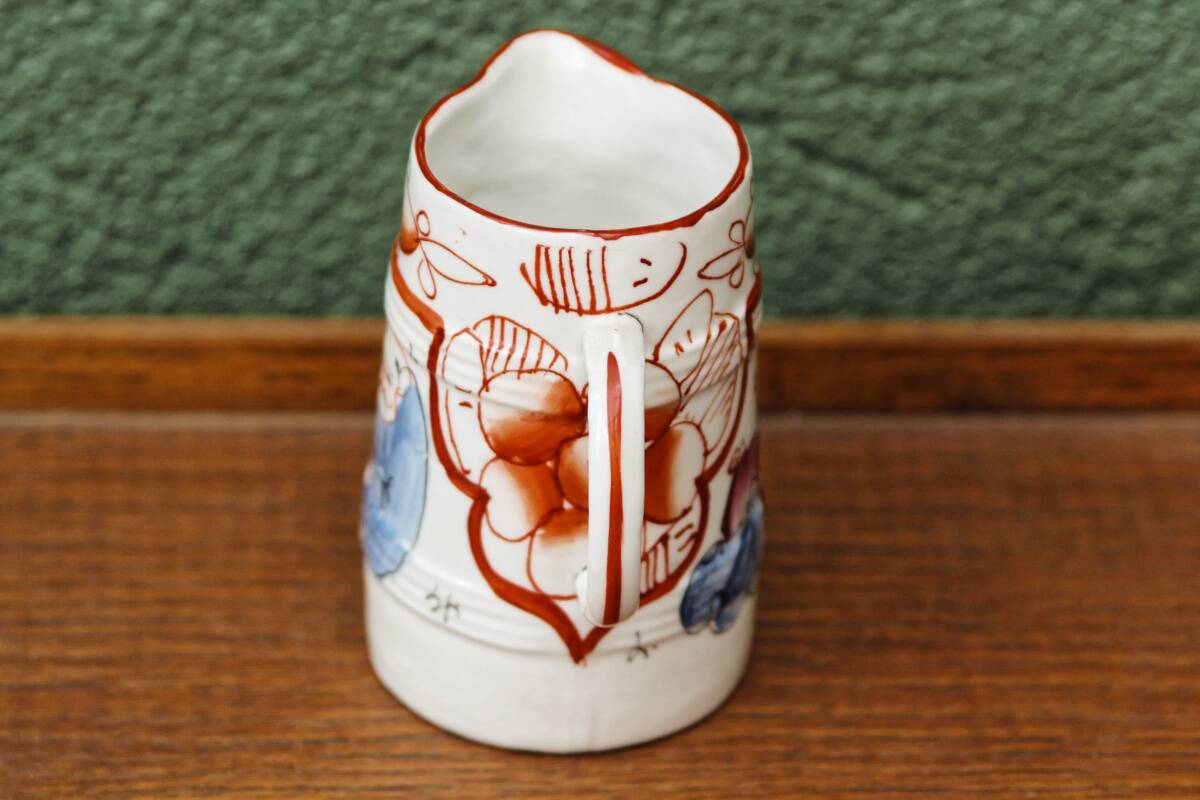 Milk jug, Chinese decor, Bayeux porcelain