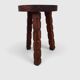 Tabouret tripode brutaliste sculpté -- Bois massif – Années 60