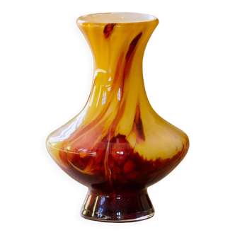Murano vase in blown opaline glass circa 1960