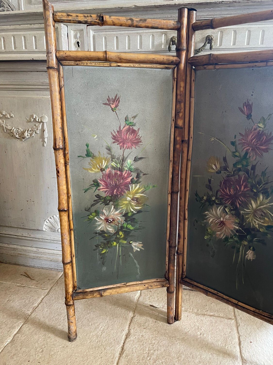 Old bamboo screen and painted sheet metal 82x60