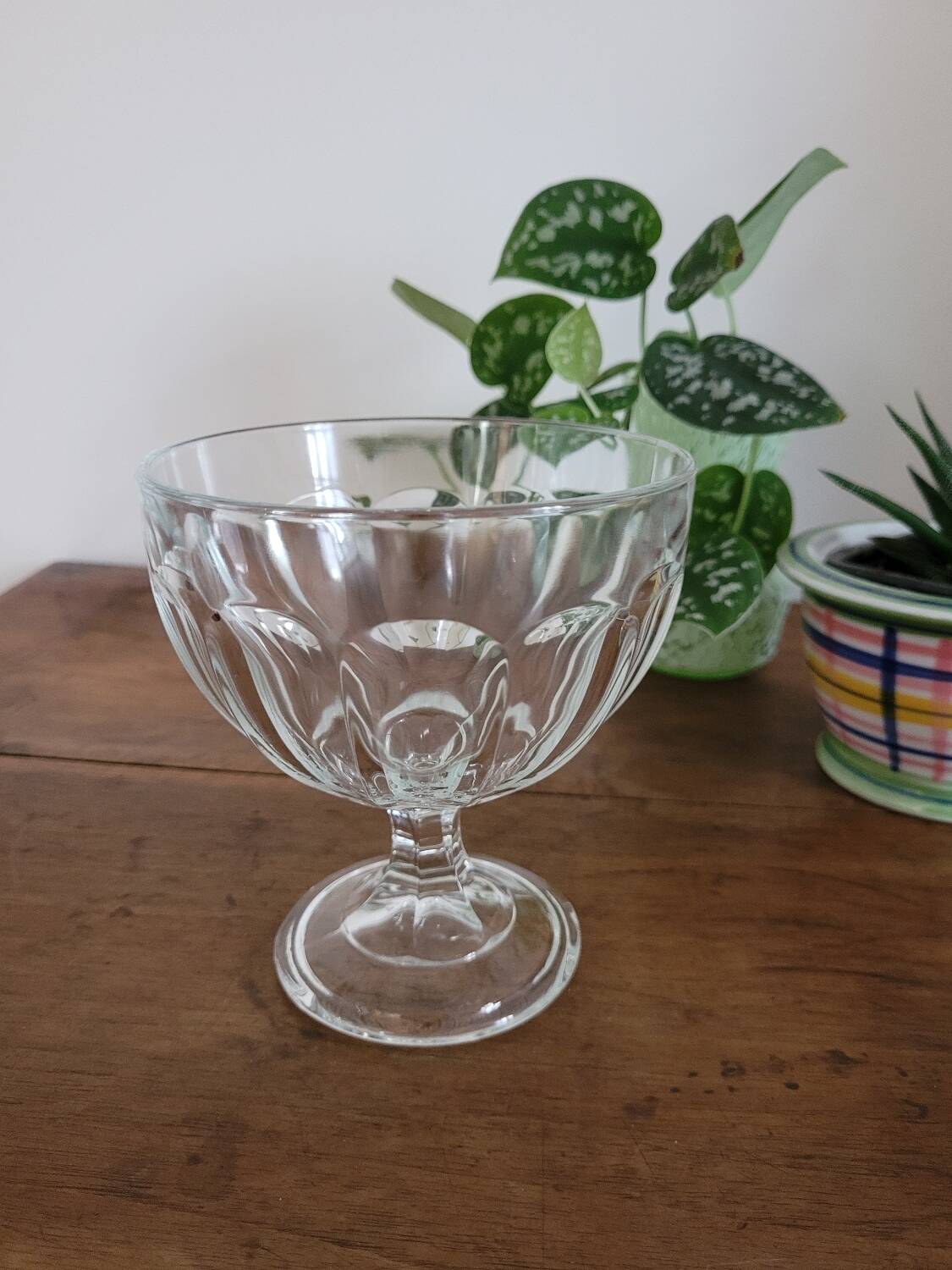 Crystal footed cup