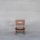 Chaise en bois basse
