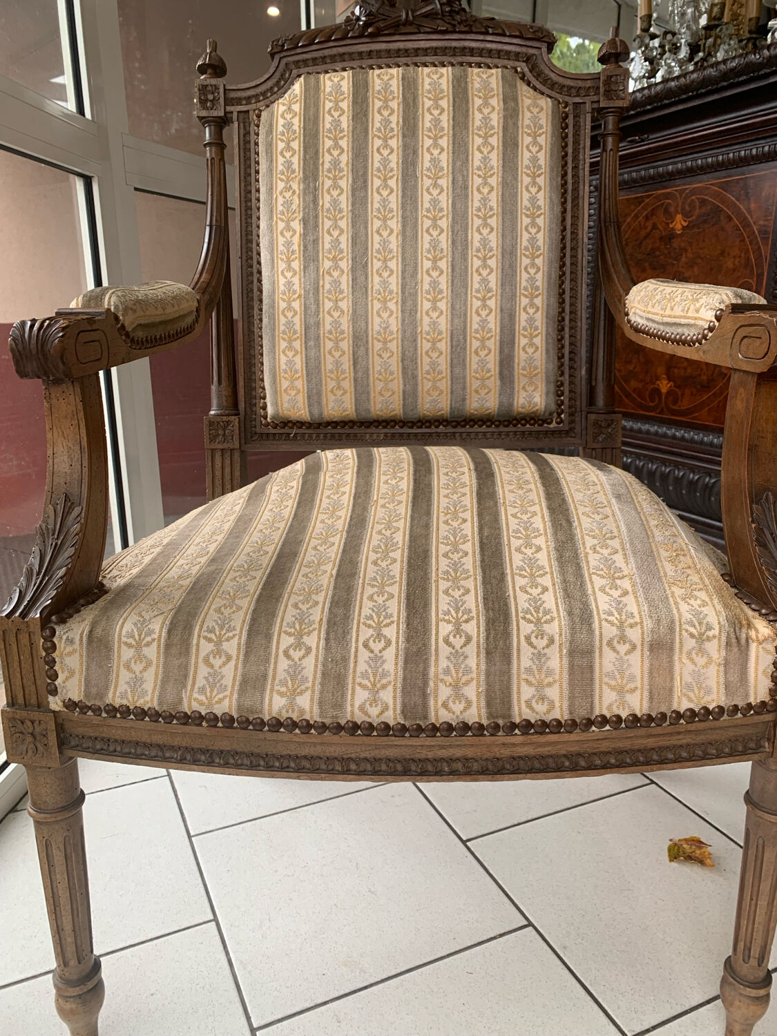 Paire fauteuil, style Louis XVI circa 1900