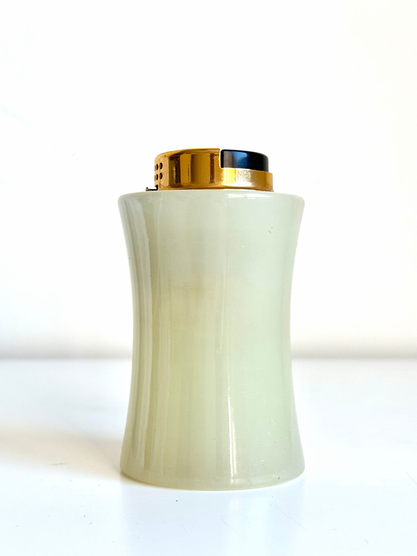 Vintage KOEI Unitron Japan Table lighter in Marble Onyx