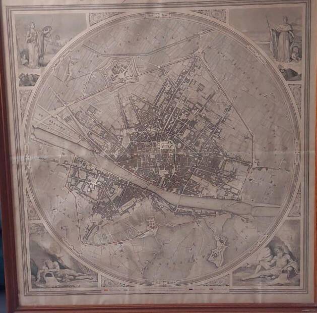 Large geometric map of the city of Florence, 1843