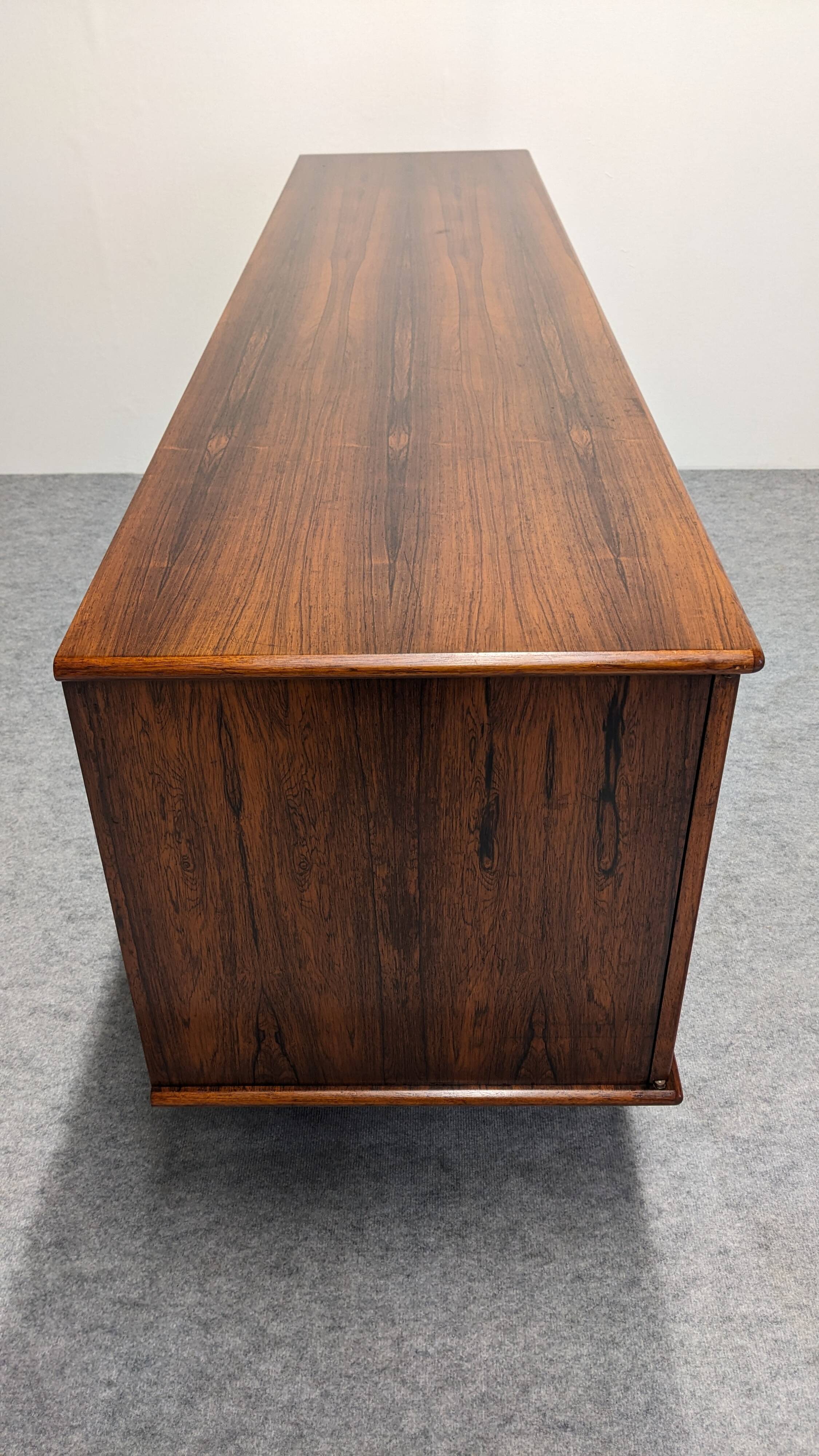 Scandinavian sideboard in Rio rosewood, 1950s-1960s