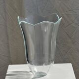Large glass vase with stylized petal pattern H25.5
