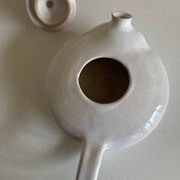 Théière en terre vernissée de potier, années 1970