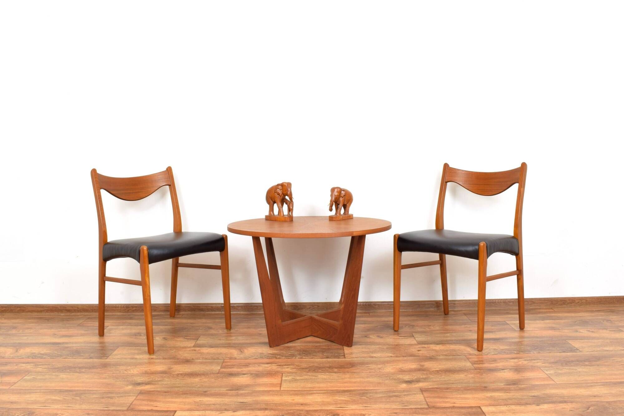 Mid-Century Danish Teak and Leather Dining Chairs by Arne Wahl Iversen for Glyngøre Stolefabrik, 196
