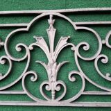 Pair bodyguards 132.5x31cm cast