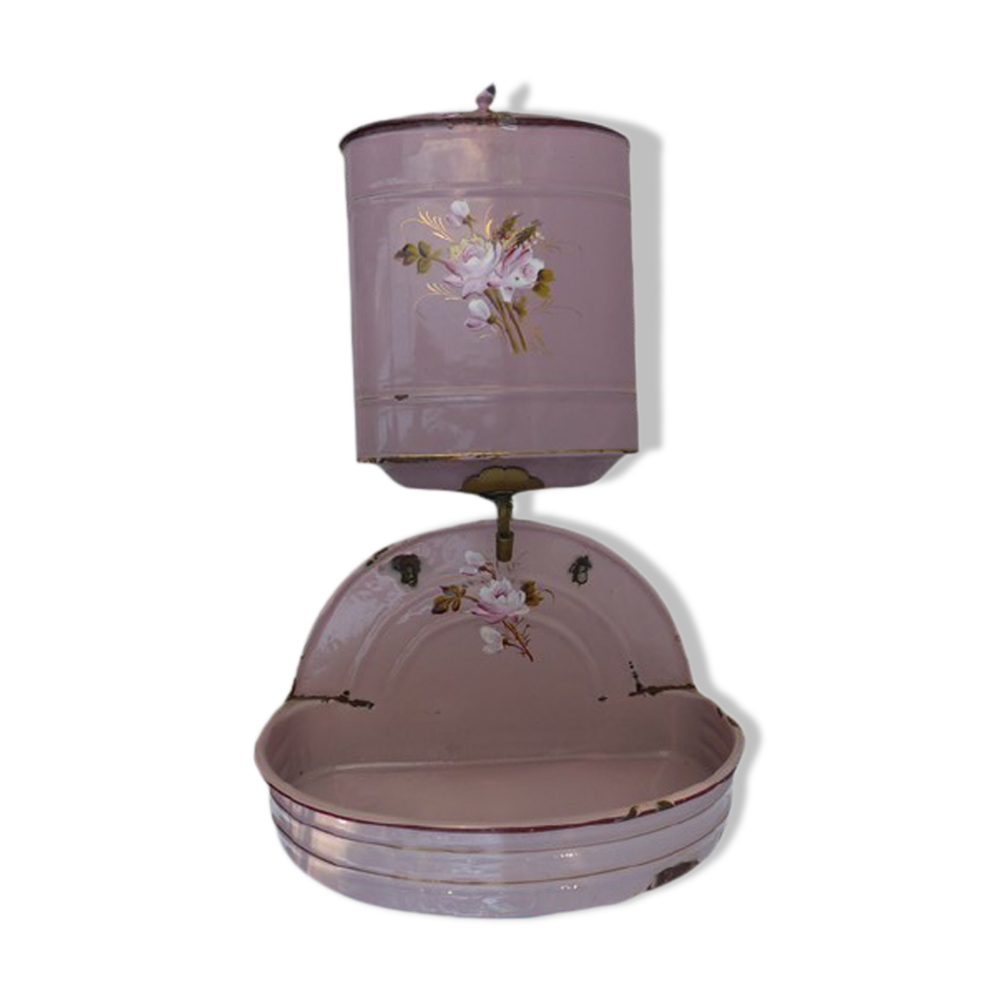 Ancient enamelled sheet metal fountain