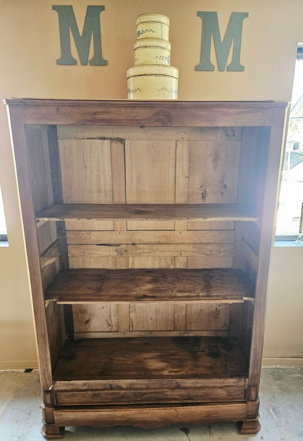 Large antique wooden kitchen furniture – bookshelf / crockery cabinet