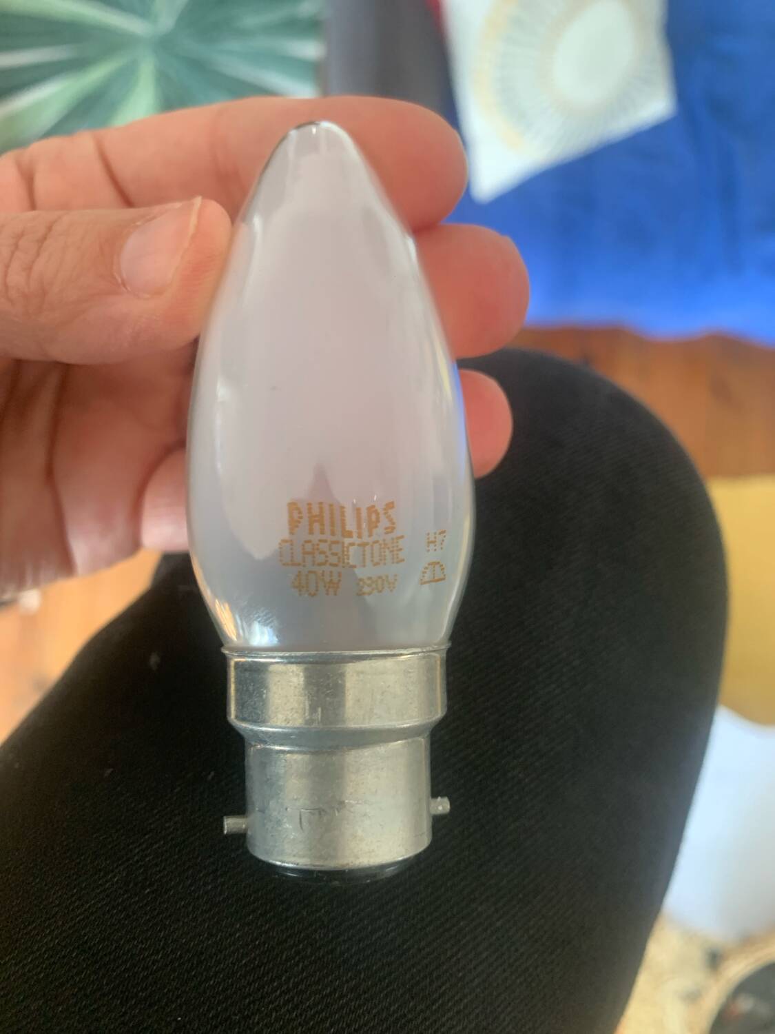 Sputnik metal & opaline chandelier