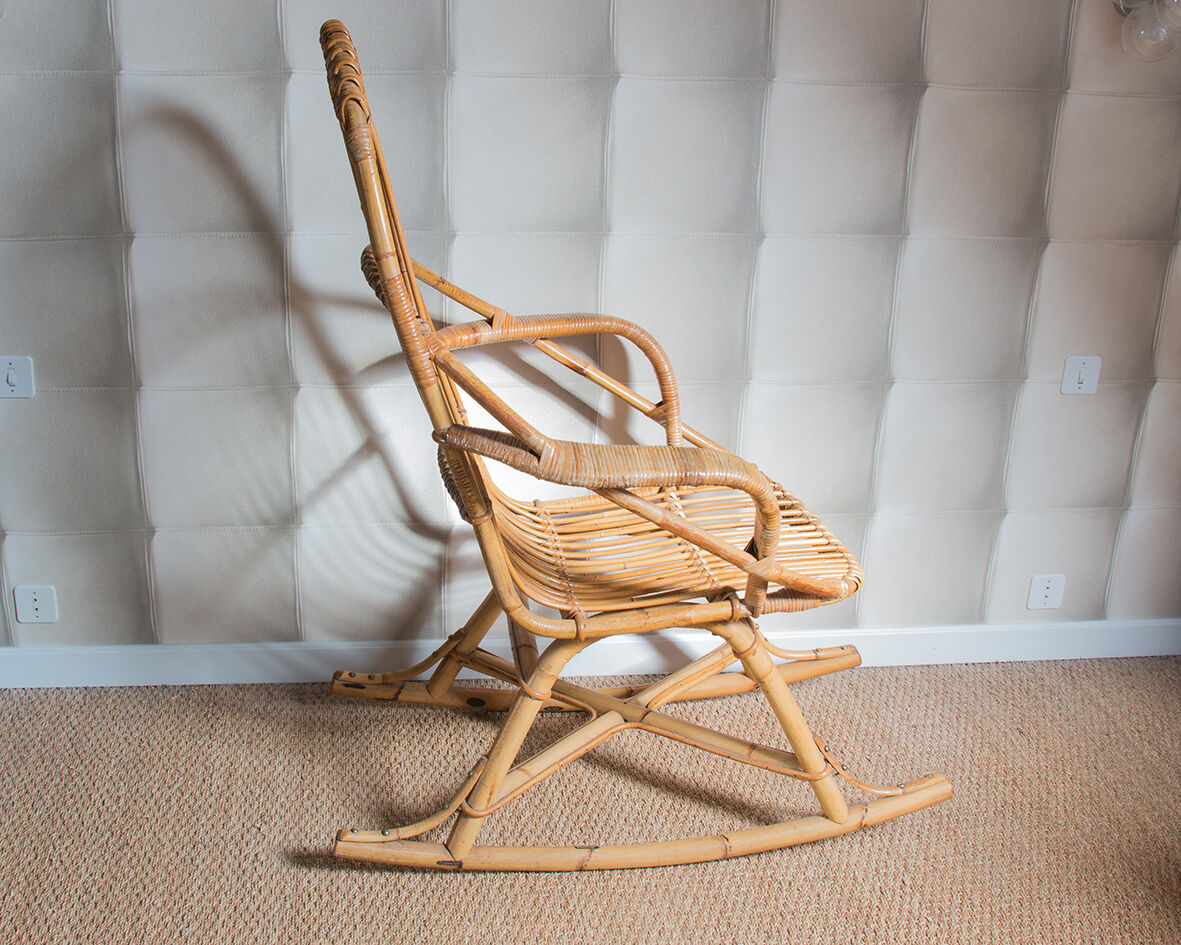 Rocking-chair en rotin