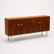 Buffet vintage en palissandre avec pieds en chrome