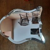 Beveled mirror