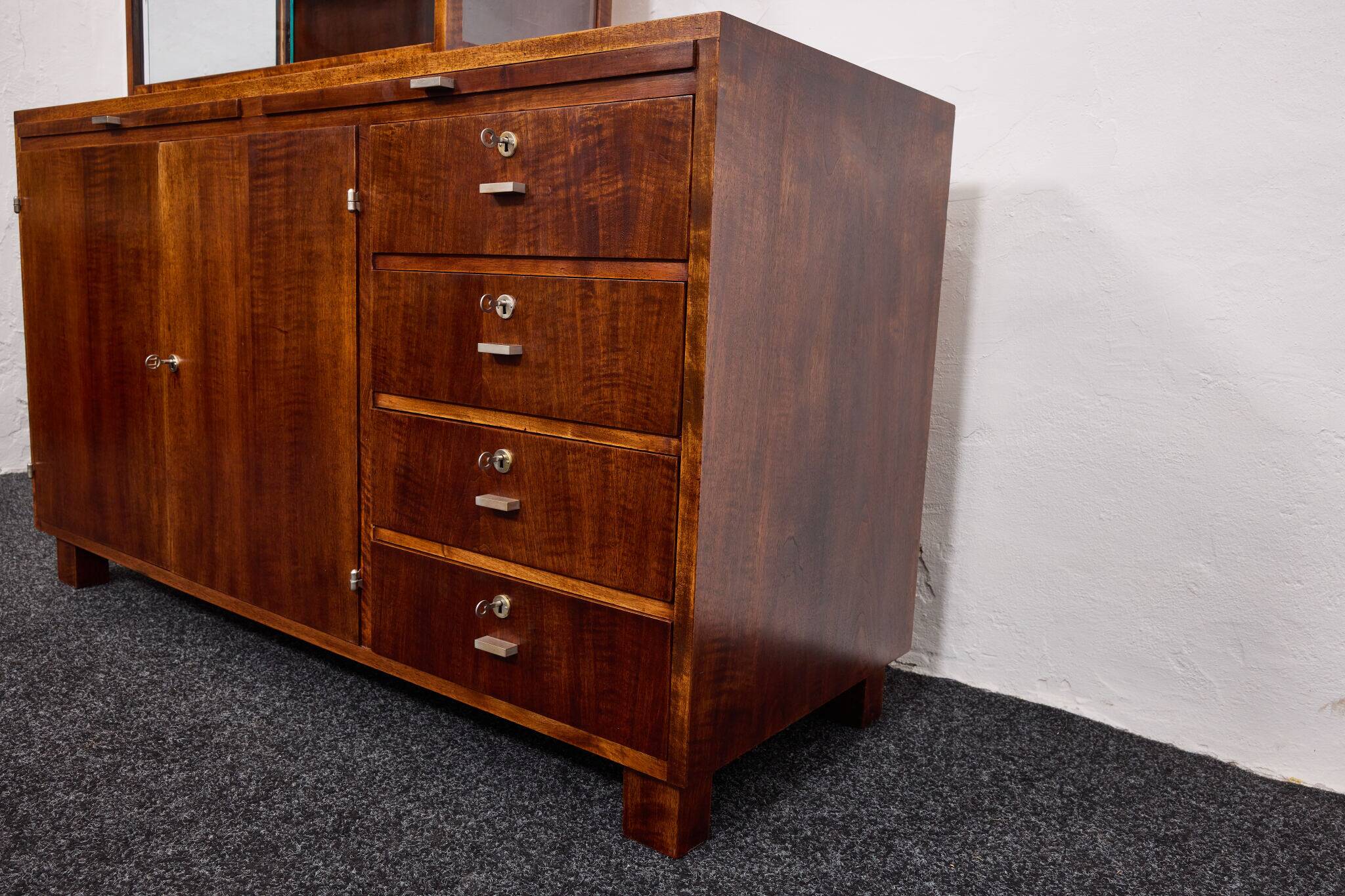 Buffet cubain en acajou de style Bauhaus, Gyula Kaesz, début des années 1940