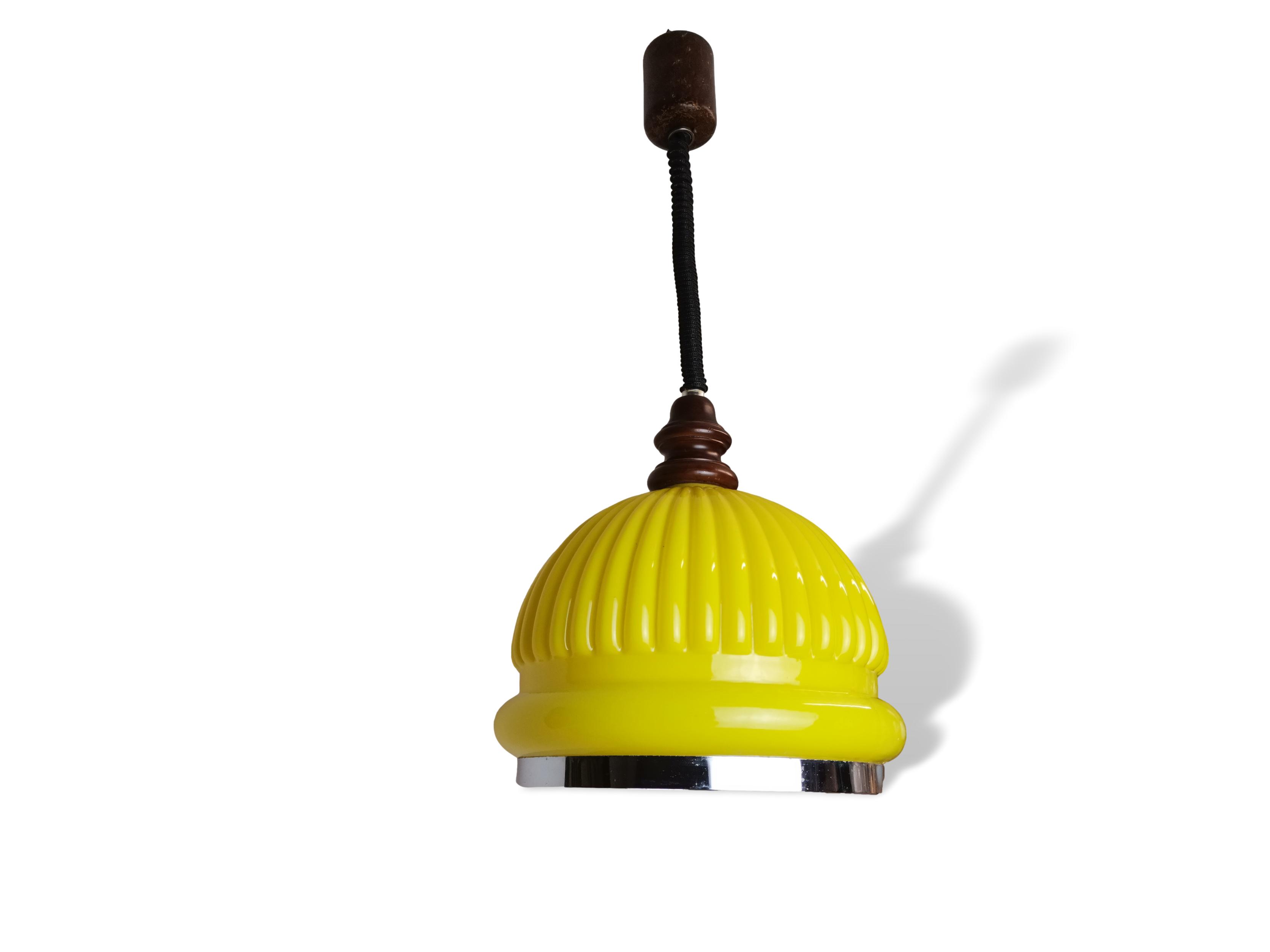 Yellow ribbed glass pull down hanging lamp 1970s