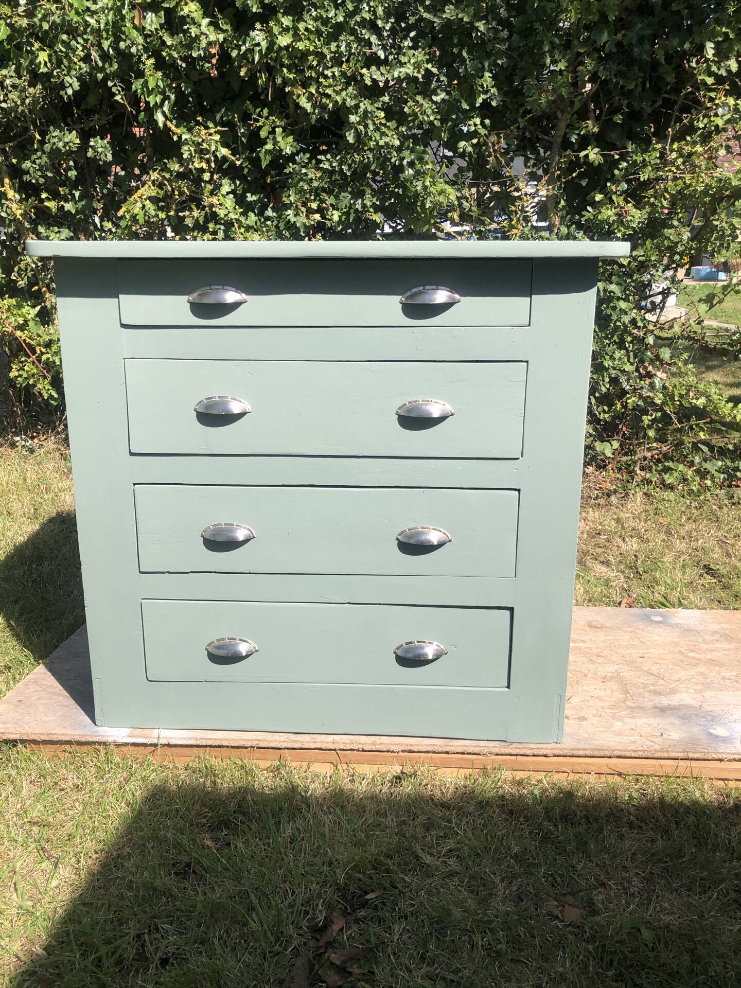 Vintage chest of drawers