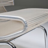 Post-modern pair of easy chairs in chrome and plastic wire - 1960s