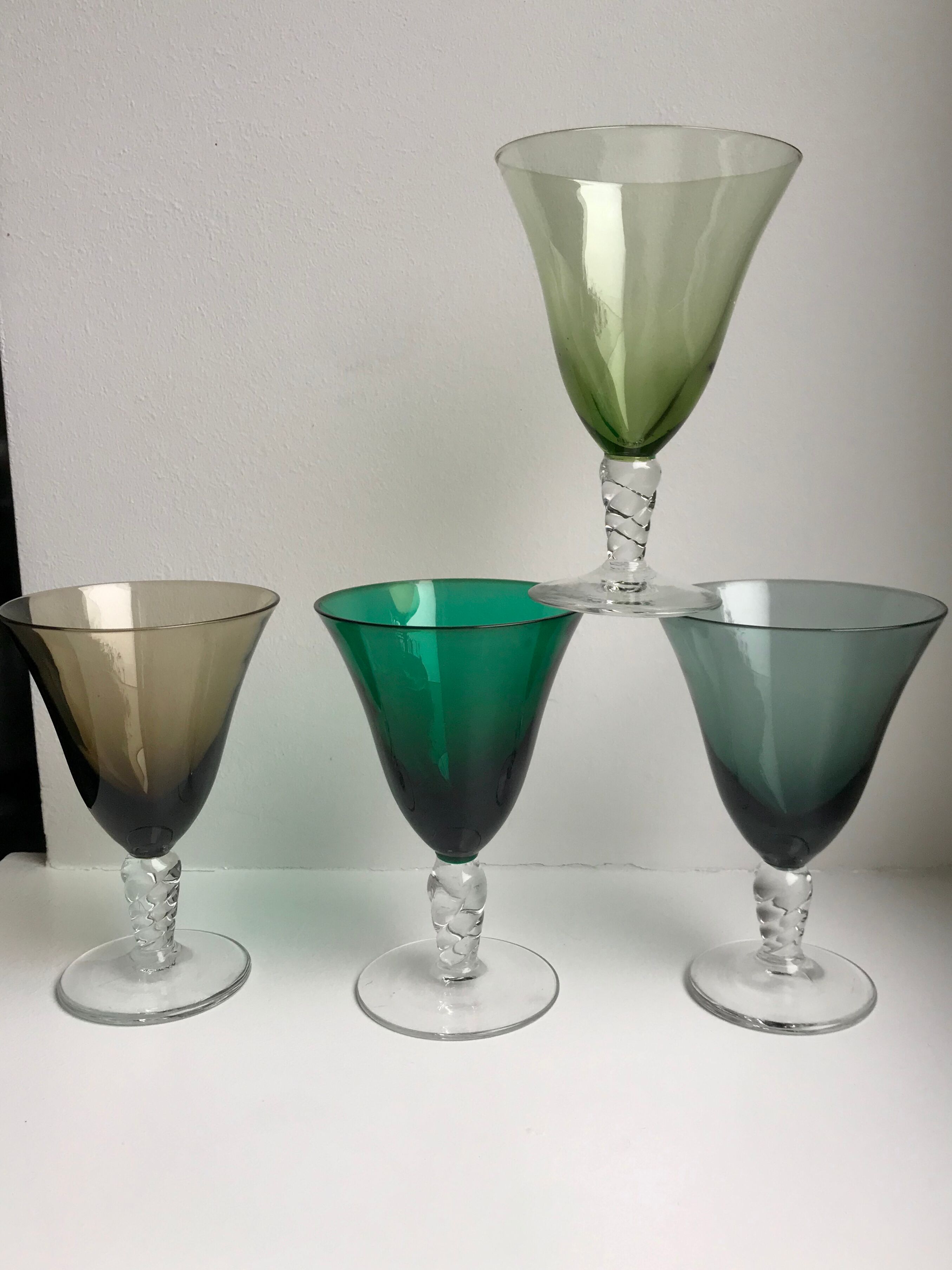 Set of 4 colored wine glasses feet worked 50s